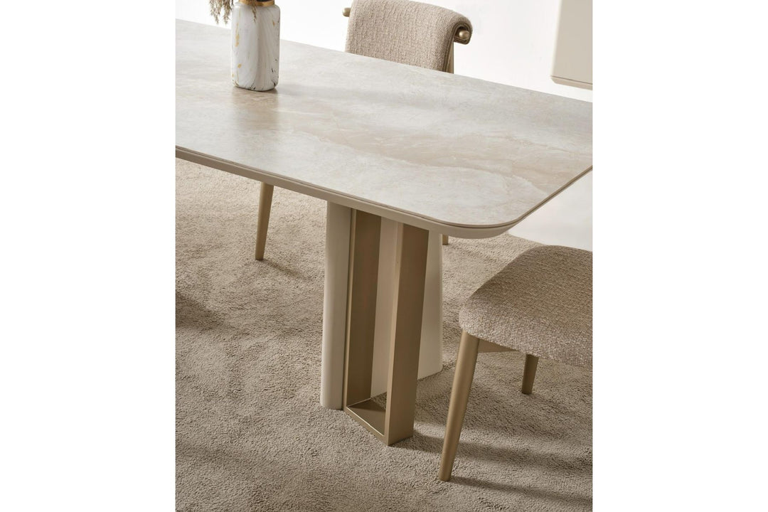 Almata Esszimmer