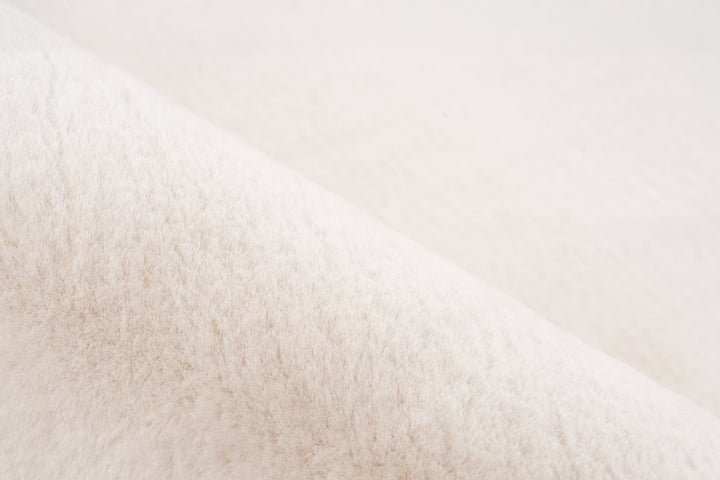 Dolce 900 Ivory Teppich
