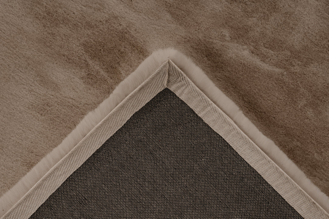 Dolce 900 Taupe Teppich